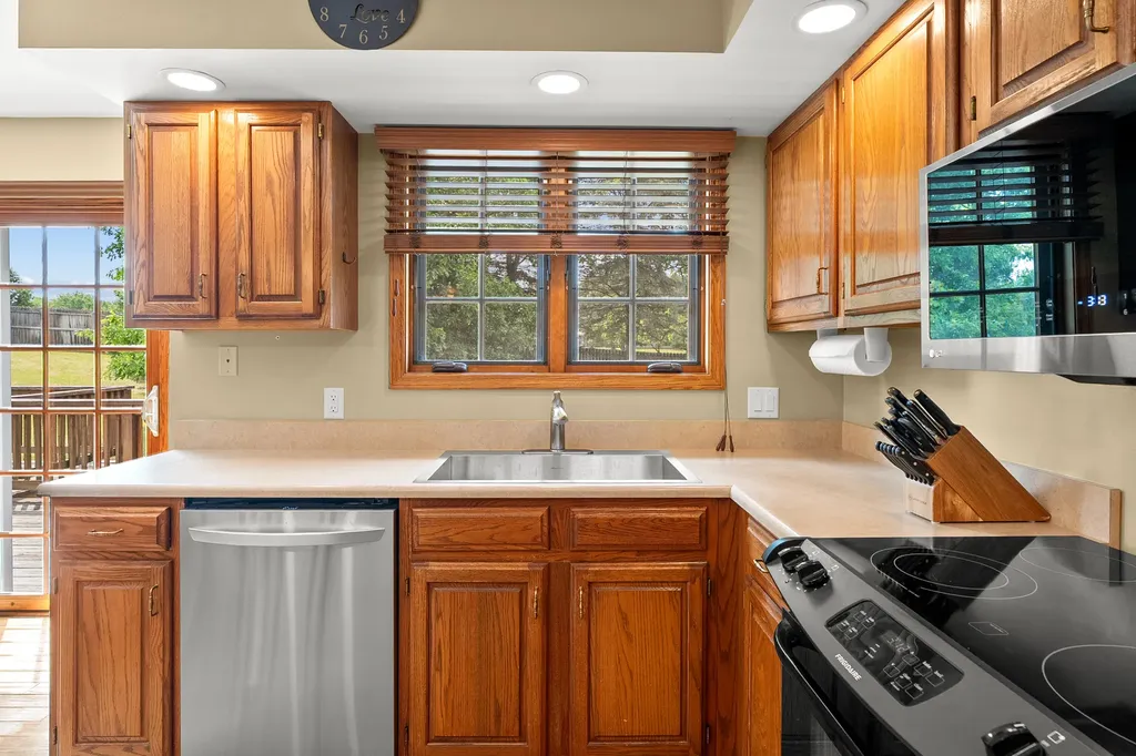 7704 S 10th Street Texas Charter Township MI 49009