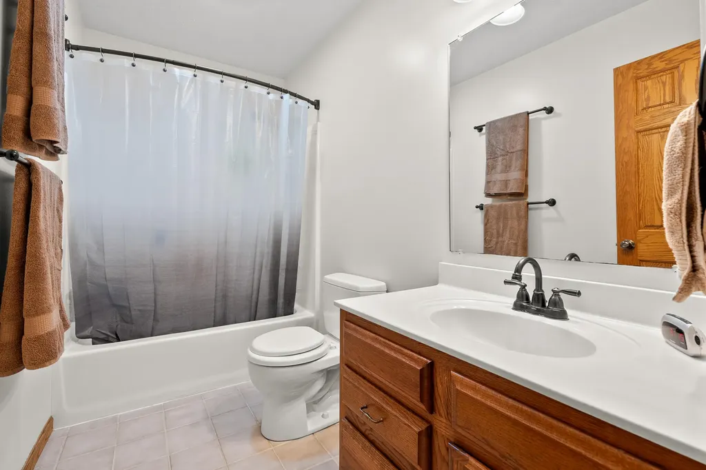 7704 S 10th Street Texas Charter Township MI 49009