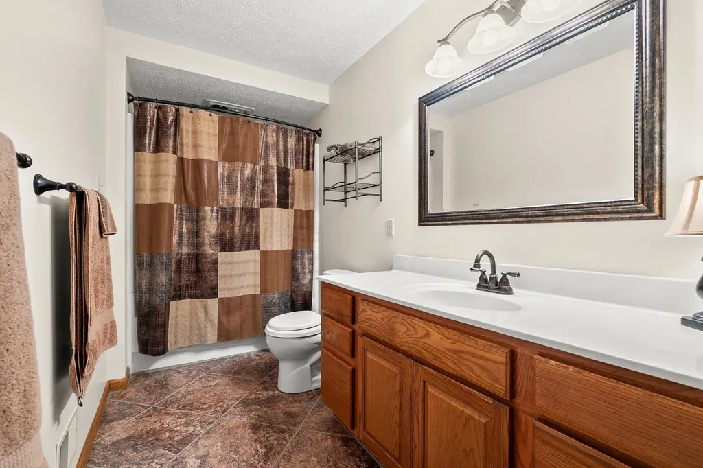 7704 S 10th Street Texas Charter Township MI 49009