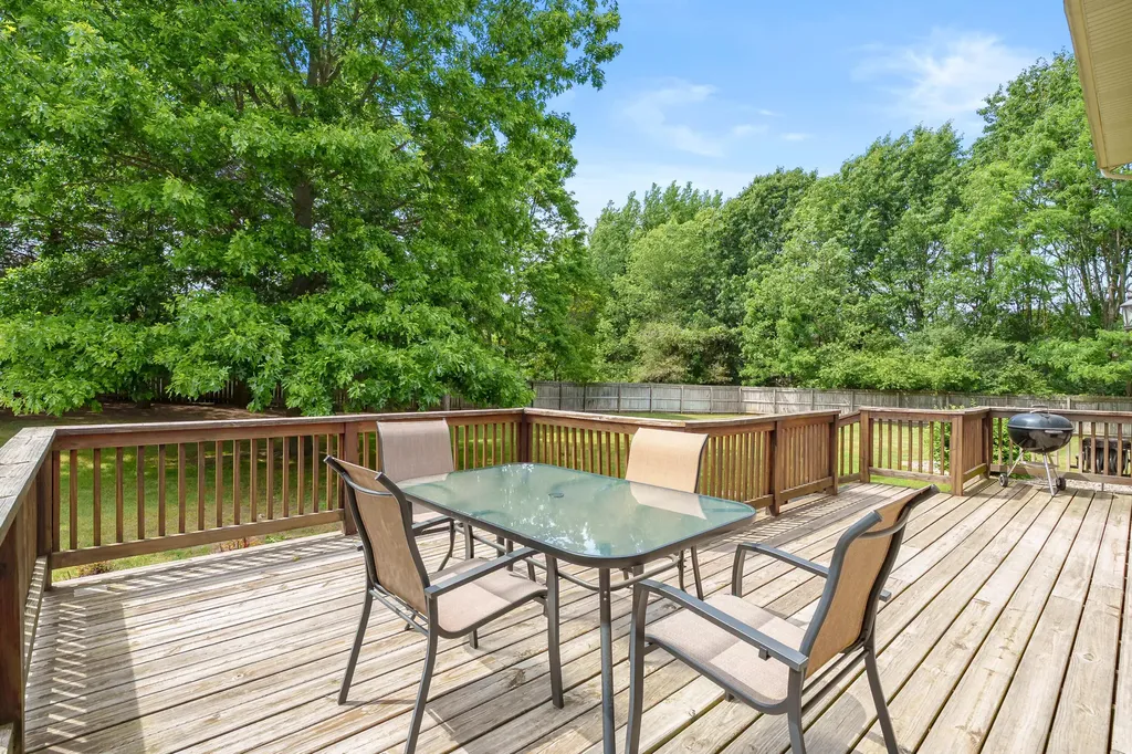 7704 S 10th Street Texas Charter Township MI 49009