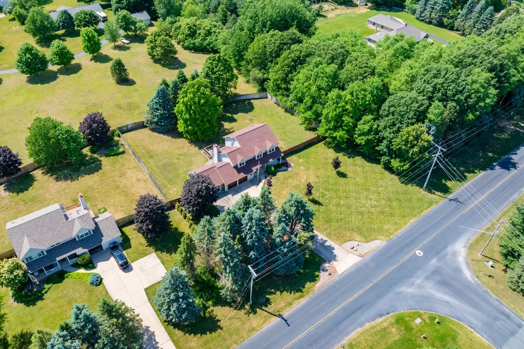 7704 S 10th Street Texas Charter Township MI 49009