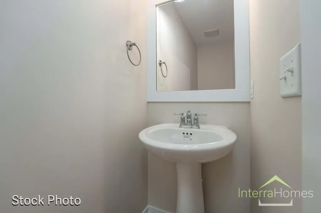 1595 N Village Circle Oshtemo Charter Township MI 49009