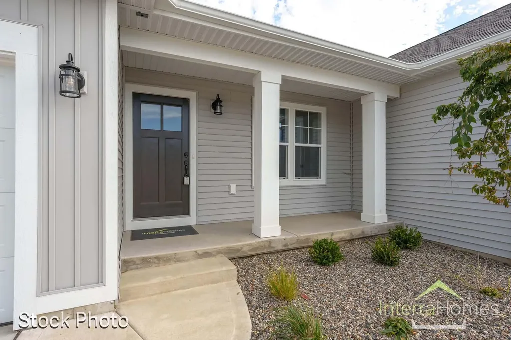 1595 N Village Circle Oshtemo Charter Township MI 49009