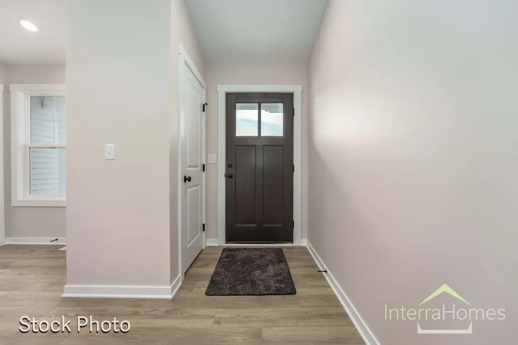 1595 N Village Circle Oshtemo Charter Township MI 49009