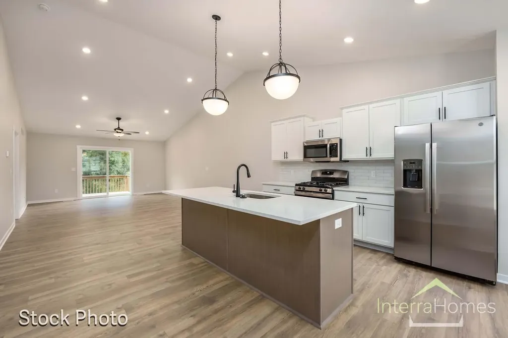 1595 N Village Circle Oshtemo Charter Township MI 49009