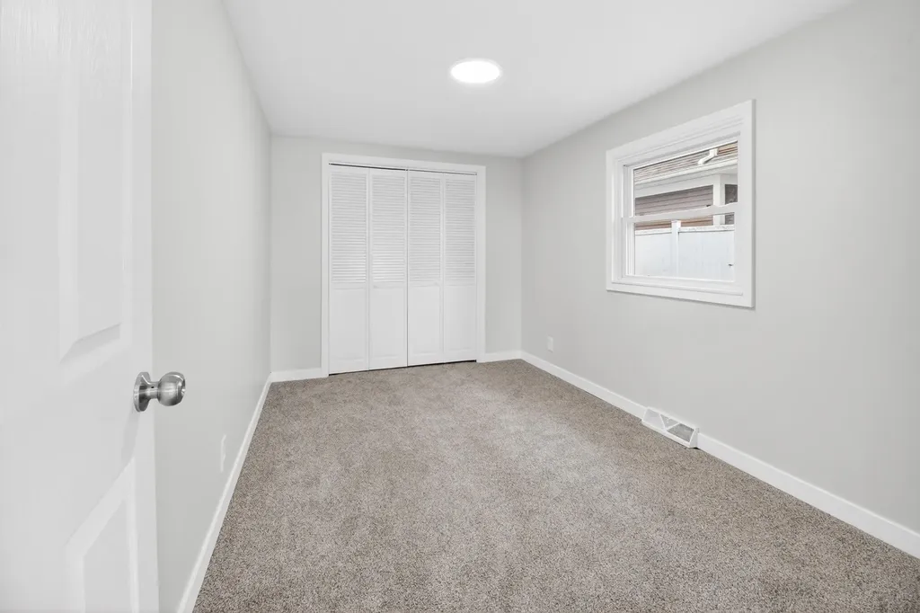 5188 Deep Point Drive Pavilion Township MI 49002