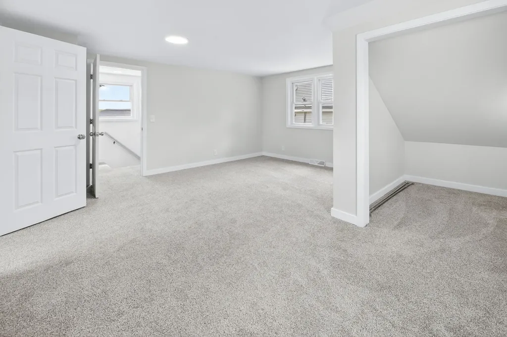 5188 Deep Point Drive Pavilion Township MI 49002