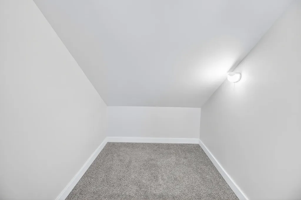 5188 Deep Point Drive Pavilion Township MI 49002