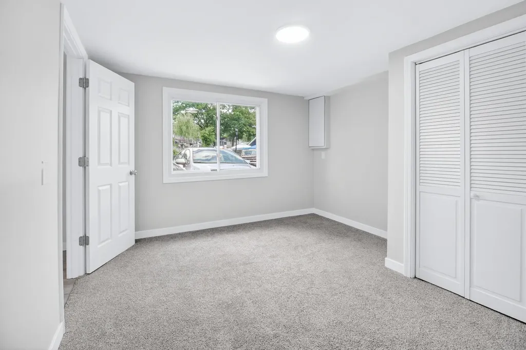 5188 Deep Point Drive Pavilion Township MI 49002