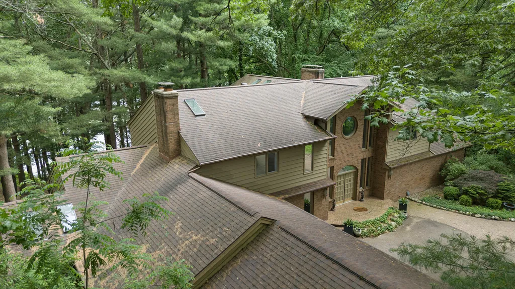 7129 Lakeridge Place Texas Charter Township MI 49009