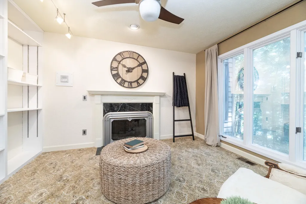 7129 Lakeridge Place Texas Charter Township MI 49009