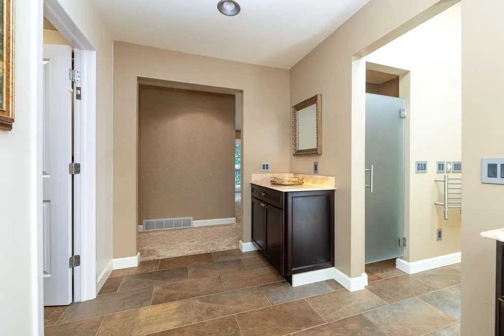 7129 Lakeridge Place Texas Charter Township MI 49009