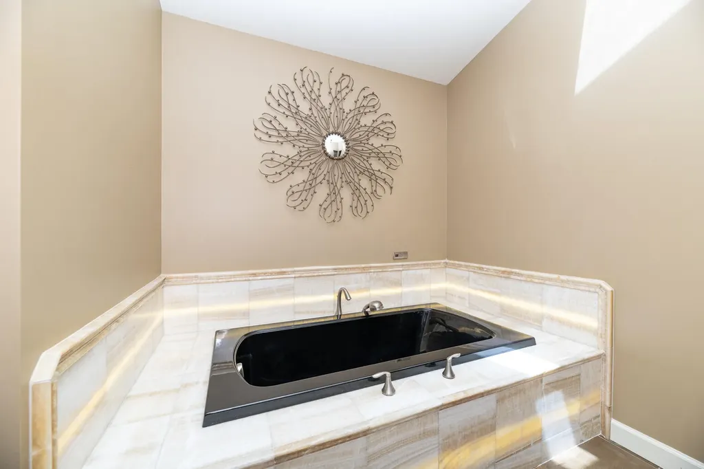 7129 Lakeridge Place Texas Charter Township MI 49009