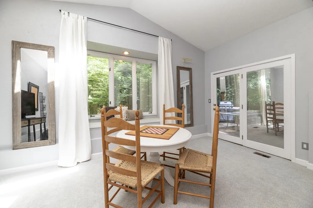 7129 Lakeridge Place Texas Charter Township MI 49009