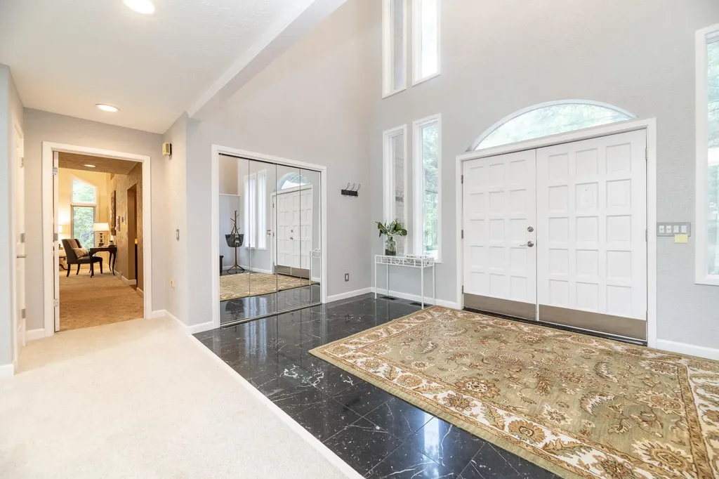 7129 Lakeridge Place Texas Charter Township MI 49009
