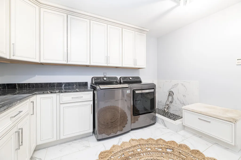 7129 Lakeridge Place Texas Charter Township MI 49009