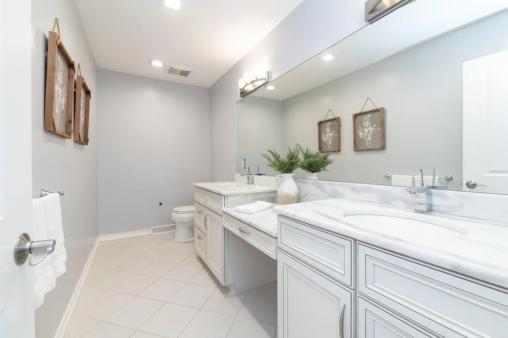 7129 Lakeridge Place Texas Charter Township MI 49009