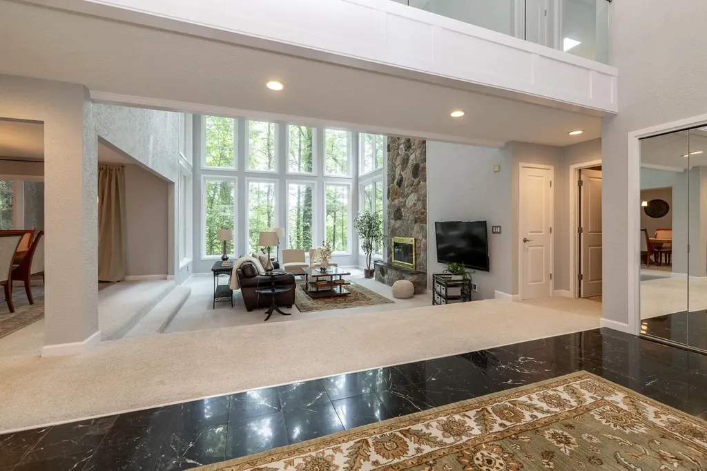 7129 Lakeridge Place Texas Charter Township MI 49009