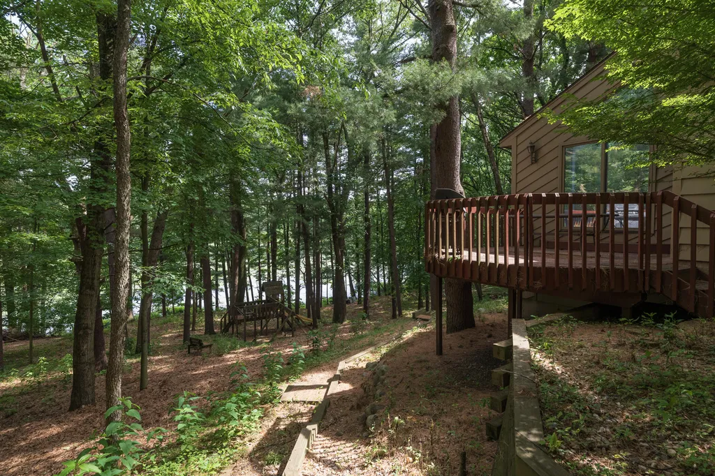 7129 Lakeridge Place Texas Charter Township MI 49009