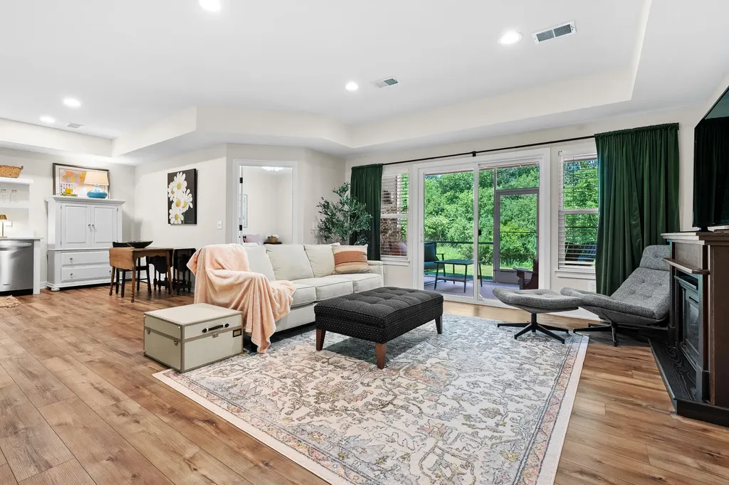 3862 Alianca Terrace Kalamazoo City MI 49006