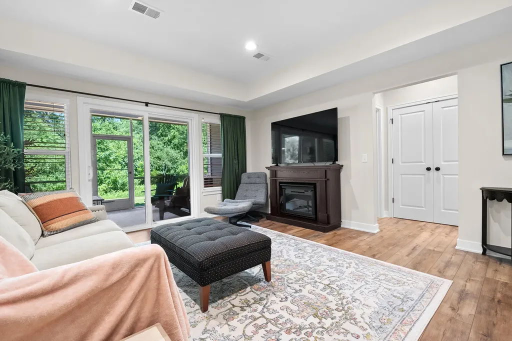 3862 Alianca Terrace Kalamazoo City MI 49006