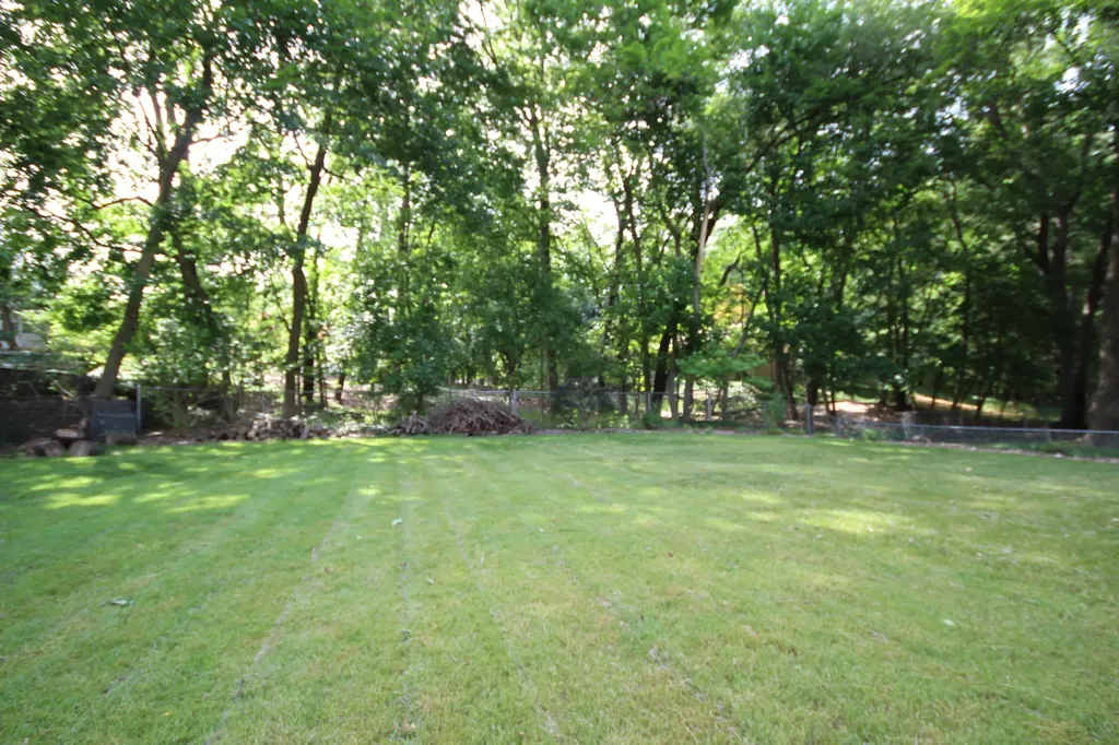 2334 Frederick Avenue Kalamazoo City MI 49008