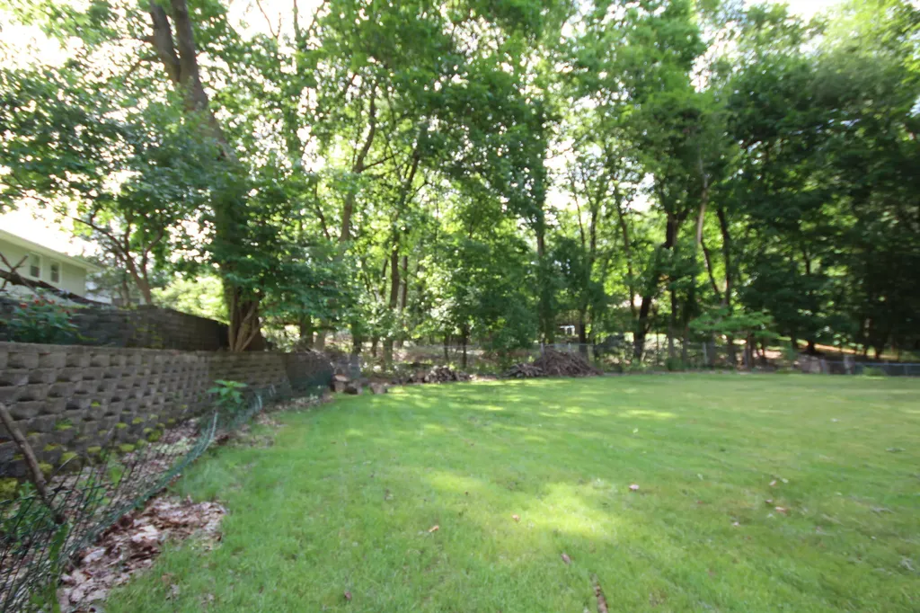 2334 Frederick Avenue Kalamazoo City MI 49008