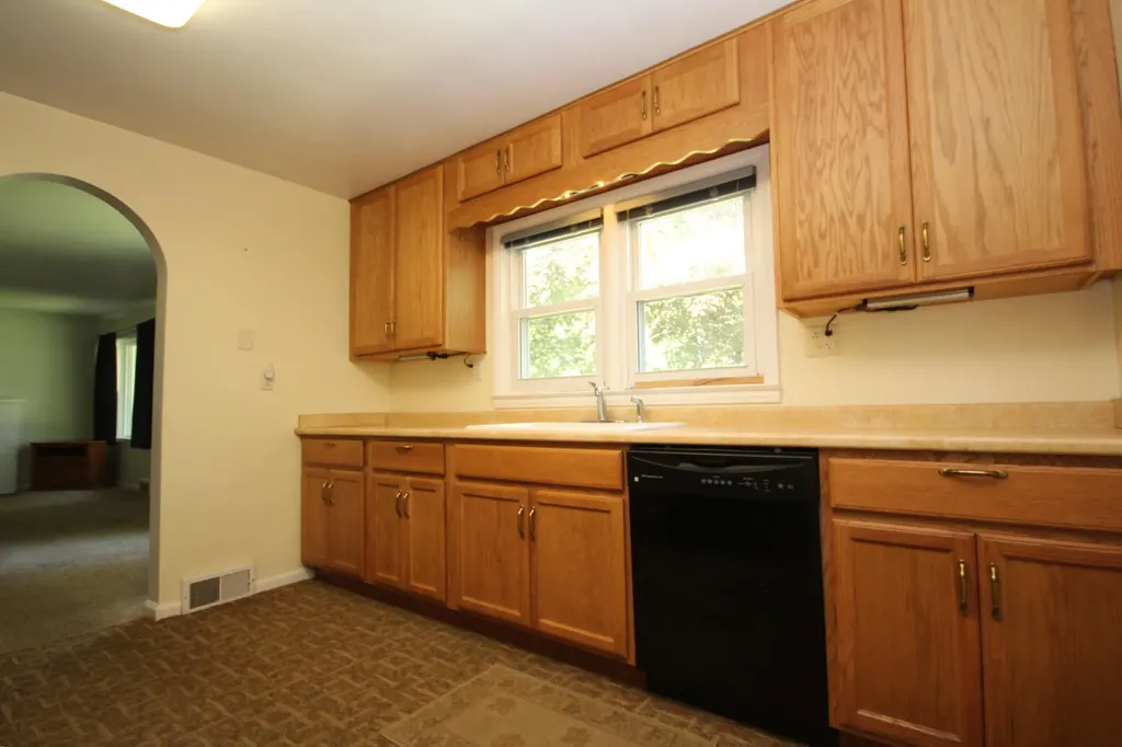 2334 Frederick Avenue Kalamazoo City MI 49008