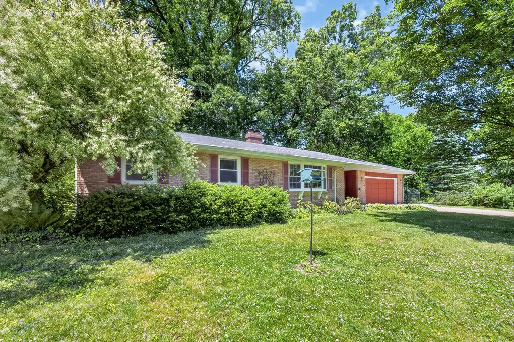 8076 Land O Lakes Drive Pavilion Township MI 49048