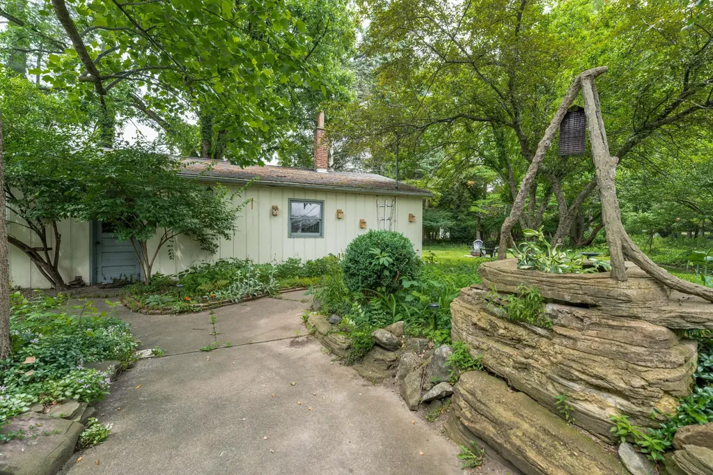 117 Lincoln Street Marshall City MI 49068