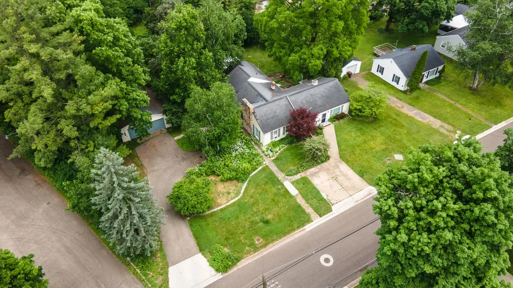 117 Lincoln Street Marshall City MI 49068