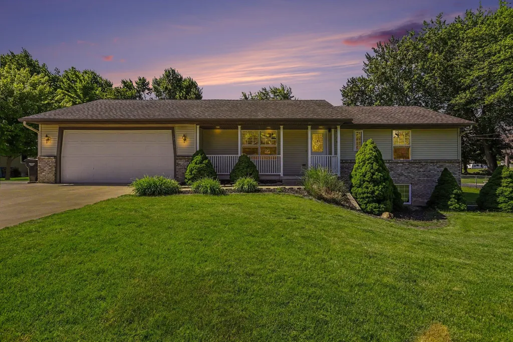 1716 143rd Avenue Dorr Township MI 49323