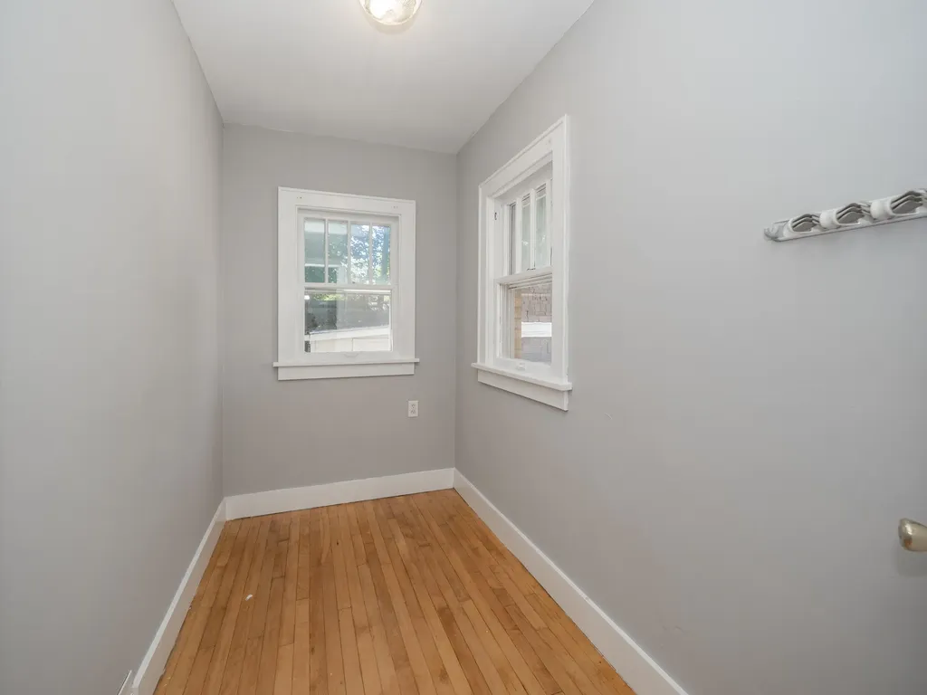 2127 W Main Street Kalamazoo Charter Township MI 49006