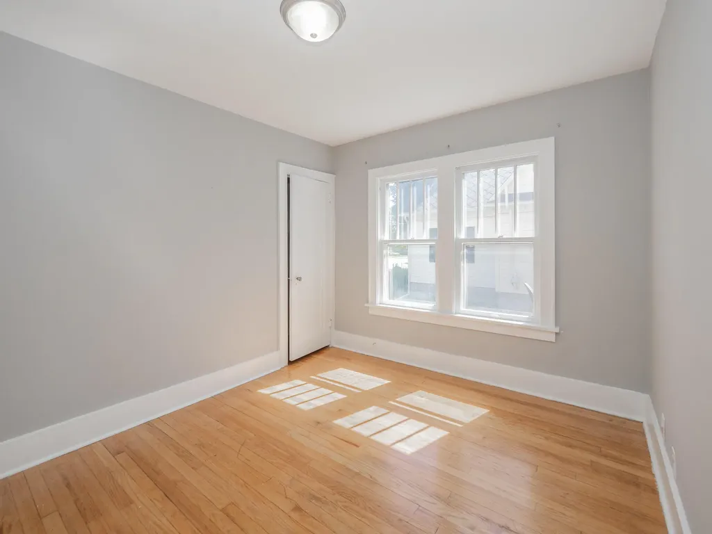 2127 W Main Street Kalamazoo Charter Township MI 49006