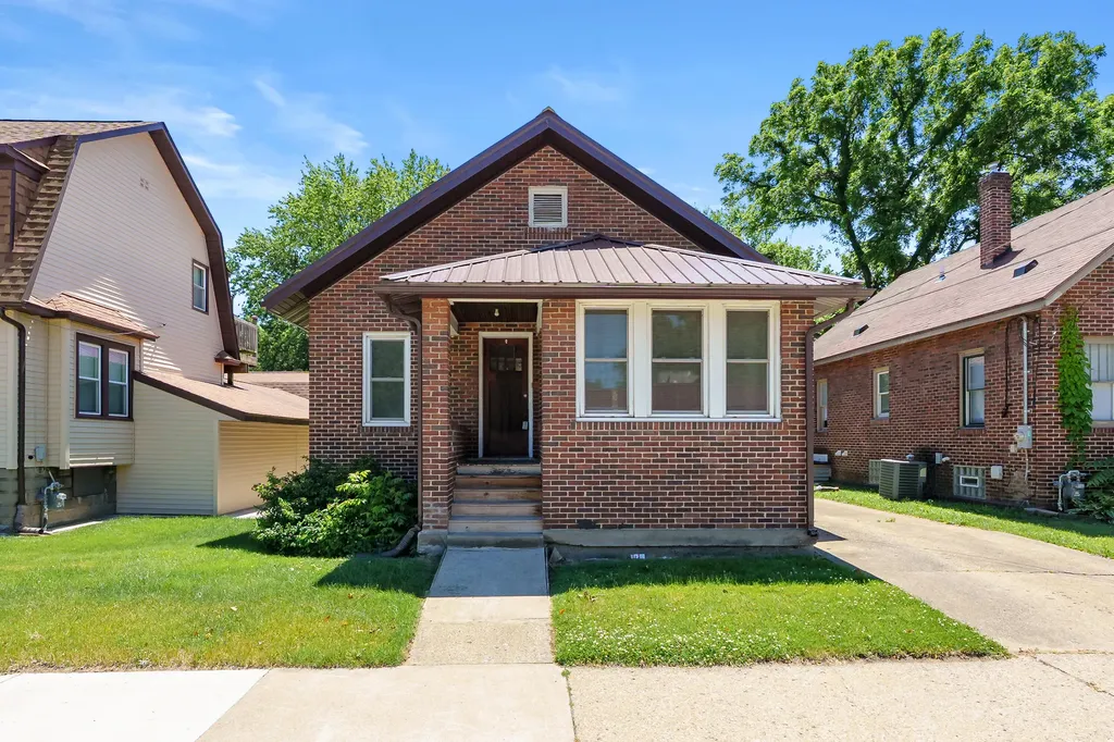 148 E Stockbridge Avenue Kalamazoo City MI 49001