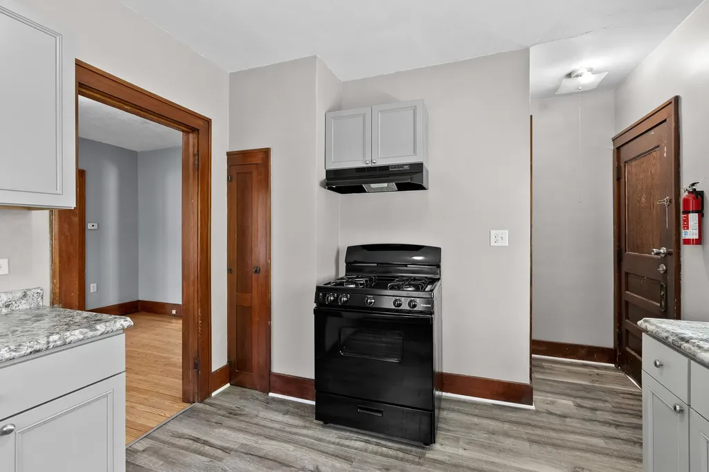148 E Stockbridge Avenue Kalamazoo City MI 49001