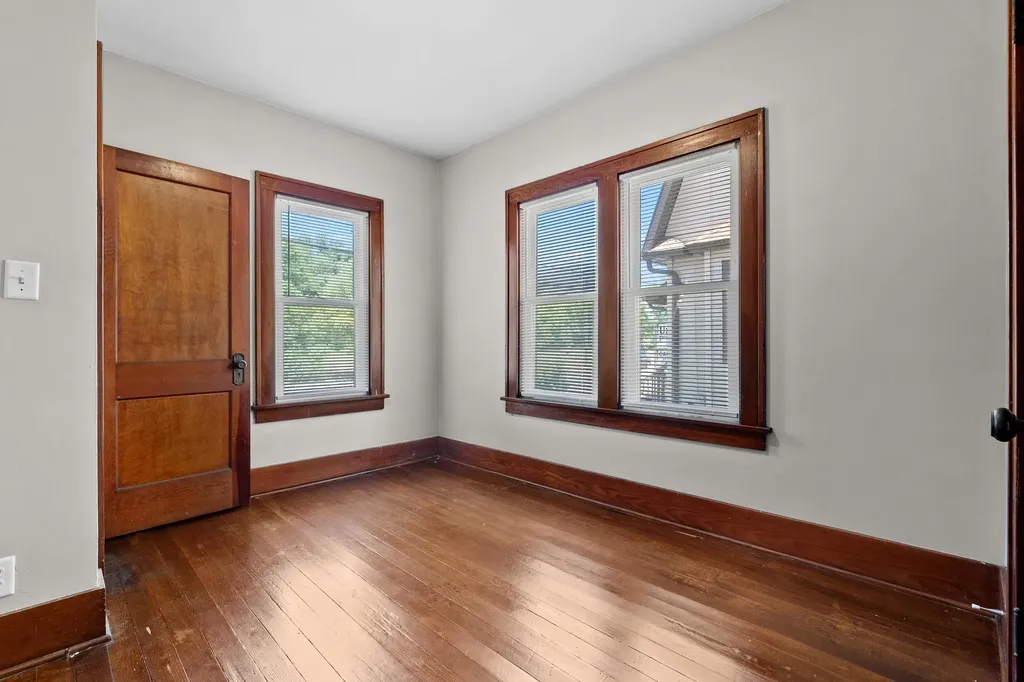 148 E Stockbridge Avenue Kalamazoo City MI 49001