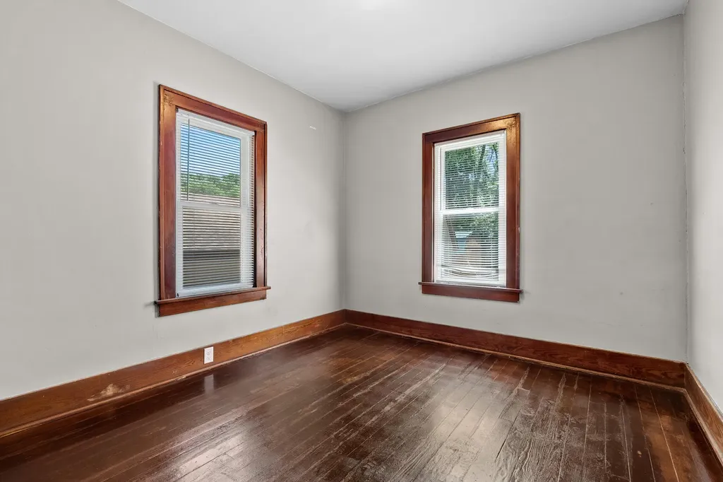 148 E Stockbridge Avenue Kalamazoo City MI 49001