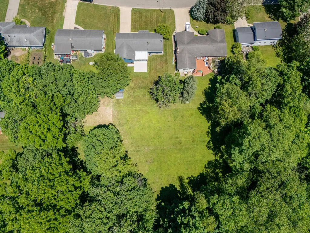 600 North Drive E Marshall City MI 49068