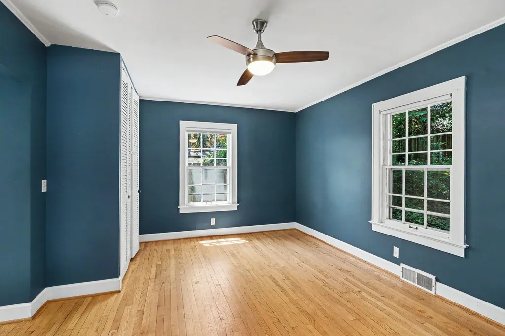2126 Benjamin Avenue Kalamazoo City MI 49008