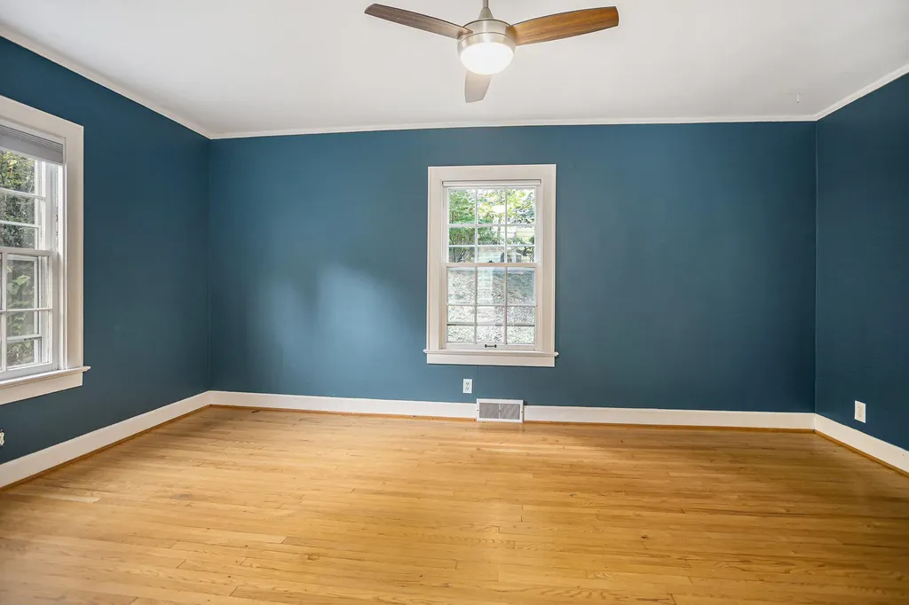 2126 Benjamin Avenue Kalamazoo City MI 49008