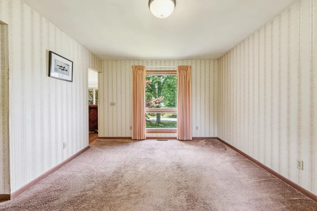 4092 Saratoga Avenue Comstock Charter Township MI 49048