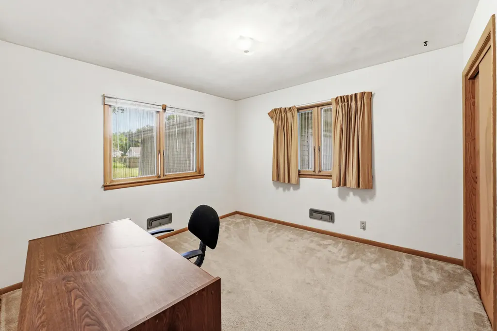4092 Saratoga Avenue Comstock Charter Township MI 49048