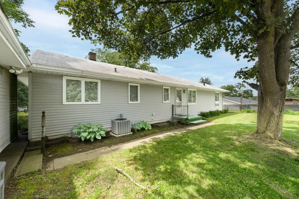 4092 Saratoga Avenue Comstock Charter Township MI 49048