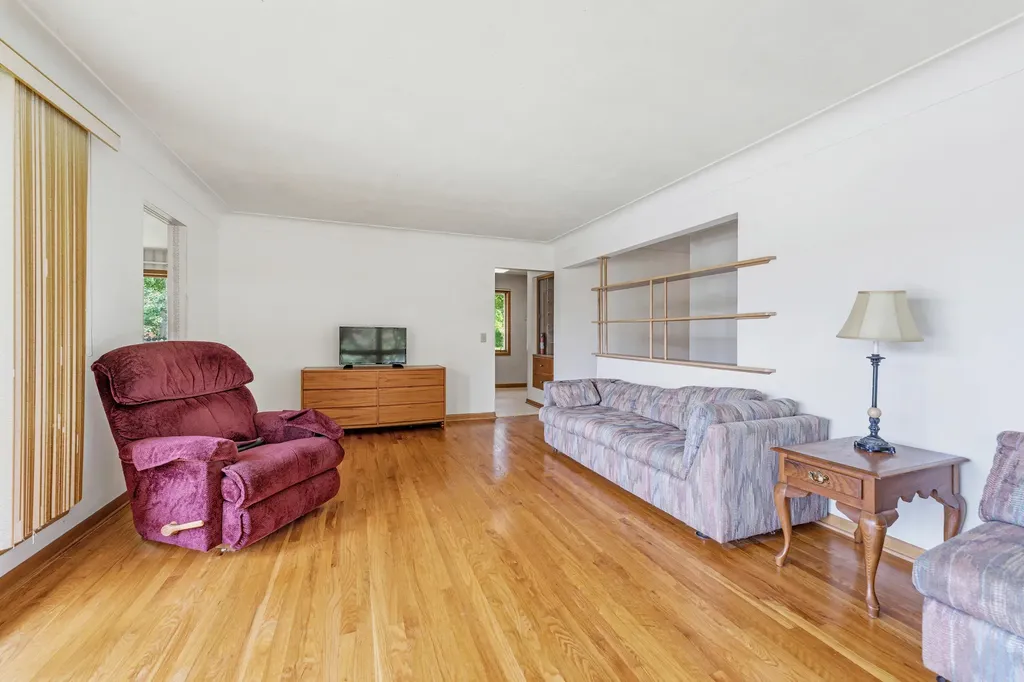 4092 Saratoga Avenue Comstock Charter Township MI 49048