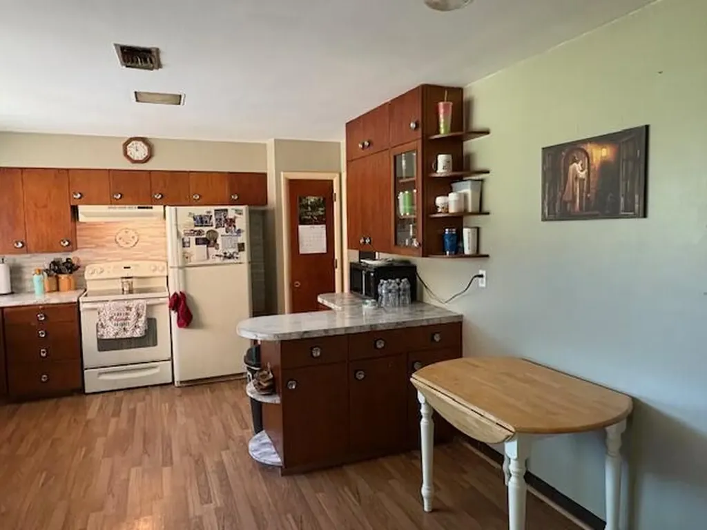 6135 E O Avenue Pavilion Township MI 49048