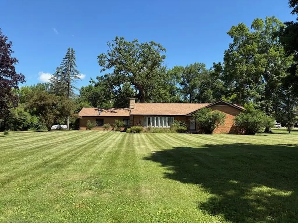 6135 E O Avenue Pavilion Township MI 49048