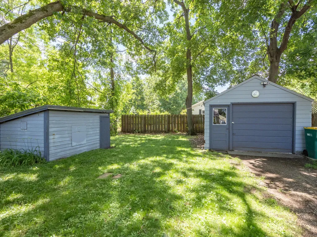 2206 Clarence Drive Portage City MI 49002