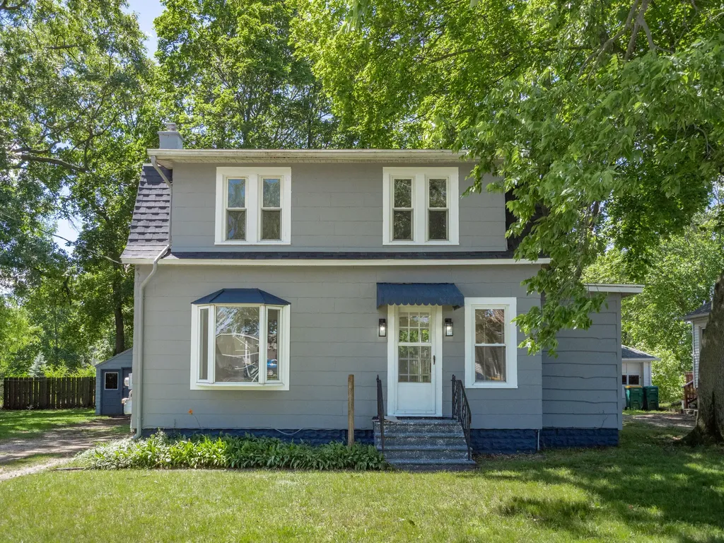 2206 Clarence Drive Portage City MI 49002