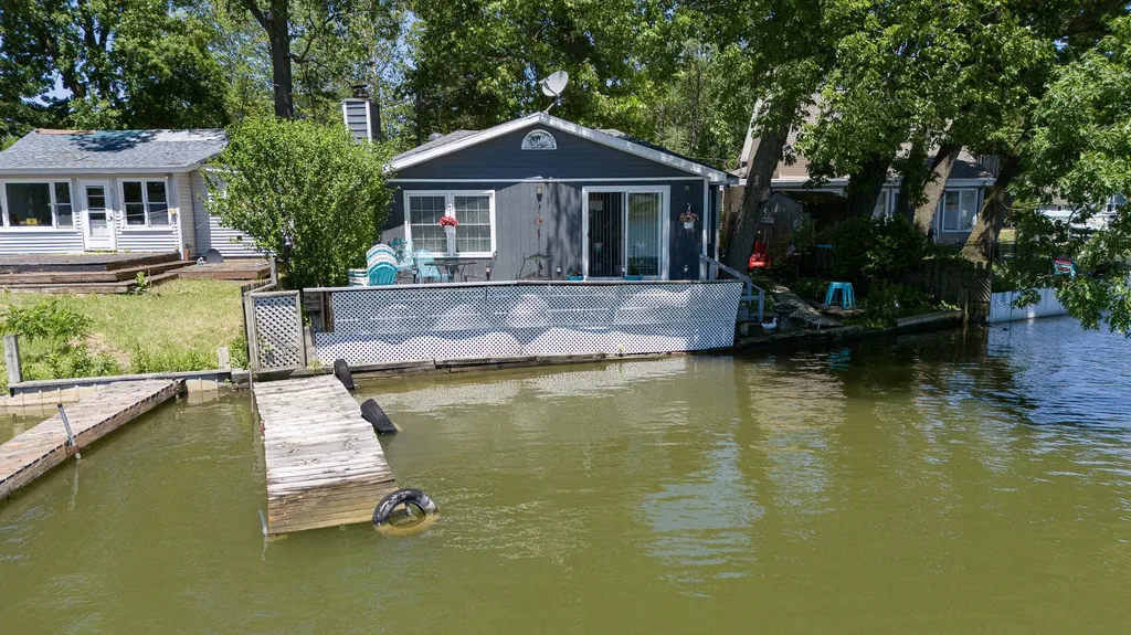 34453 Edgewater Drive Paw Paw Township MI 49079